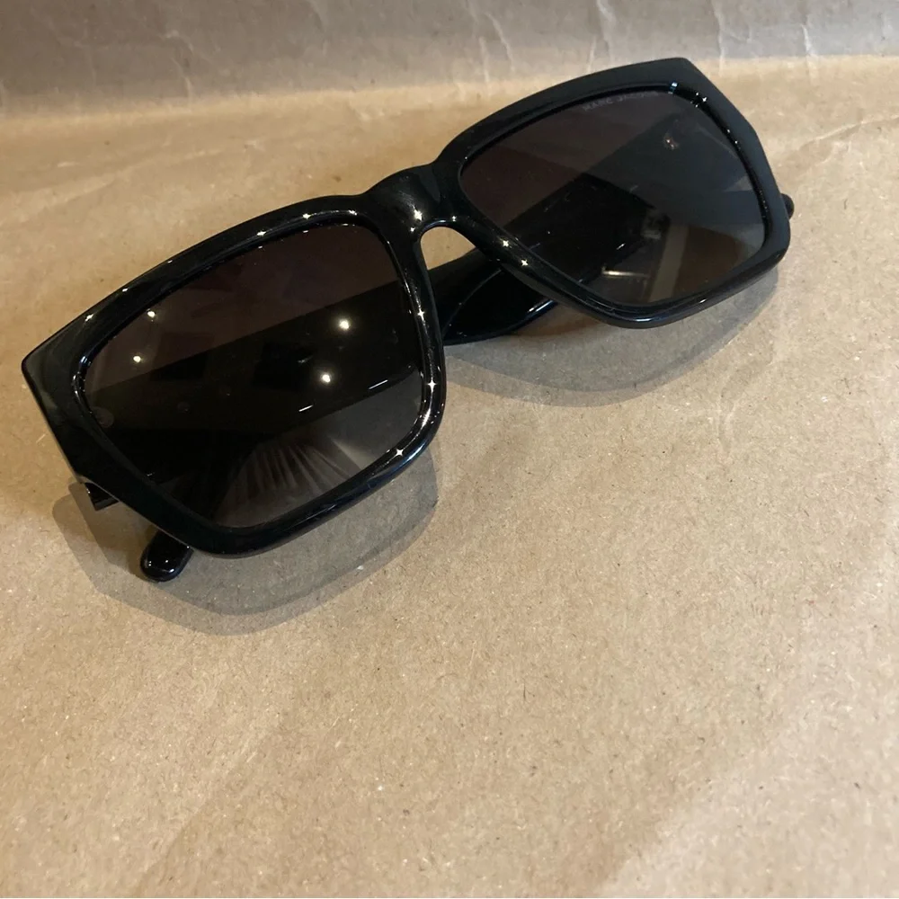 Marc jacobs sunglasses 646S